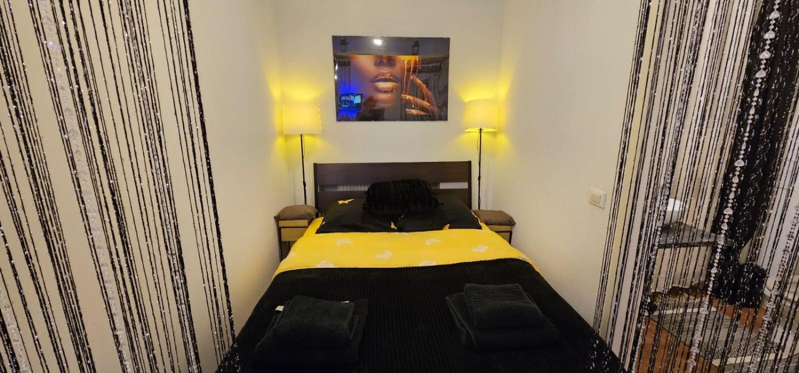 Tantra Studio 1 Conta Universitate Boekarest Buitenkant foto